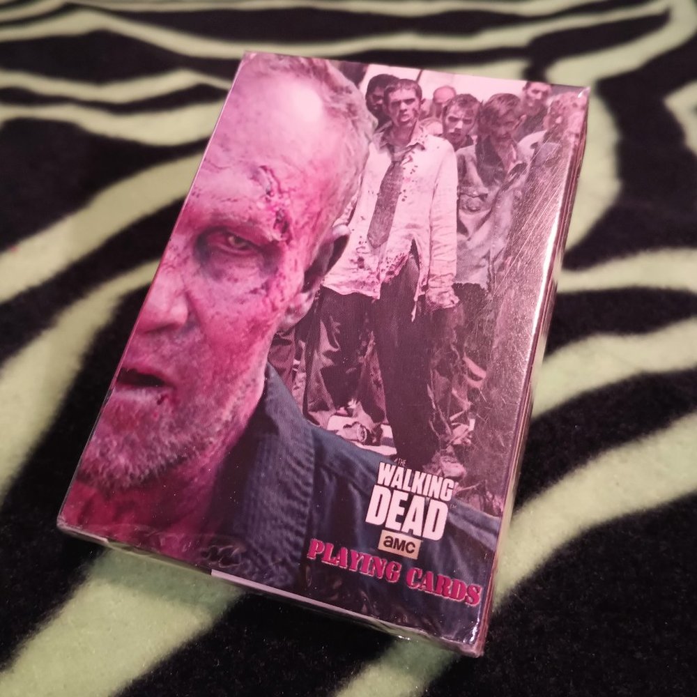 NWT 2013 AMC Walking Dead playing cards